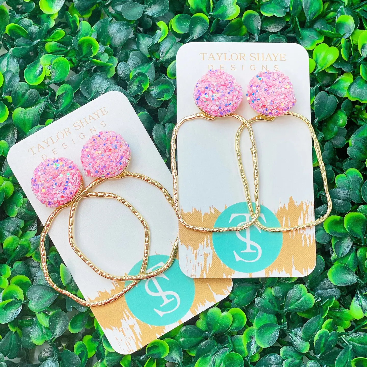 Glitter top hoops - Image 6